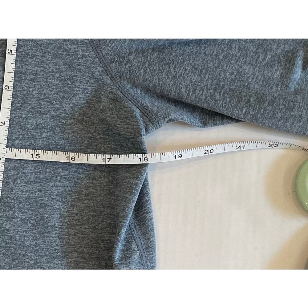 Vuori Performance Joggers and Pullover Hoodie Set Light Blue, Athleisure, Size S - Picture 9 of 10